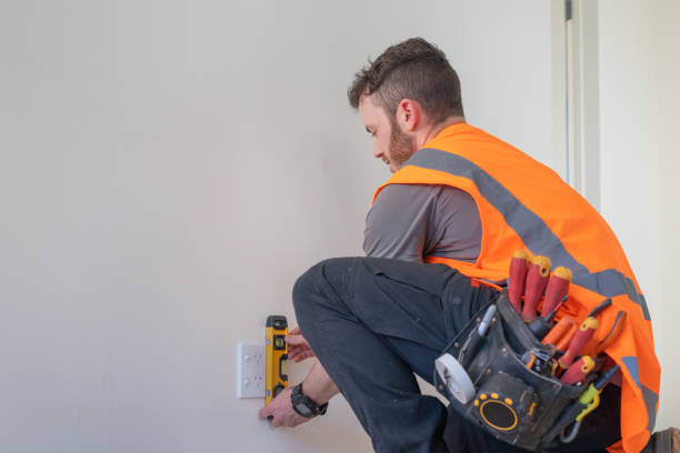 Best Circuit Breaker Repair  in Conway Springs, KS